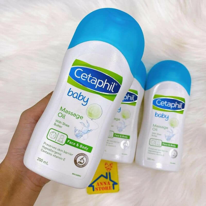 dau massage cho tre so sinh